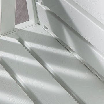 Lara Tekli Beyaz Koltuk-Mindersiz